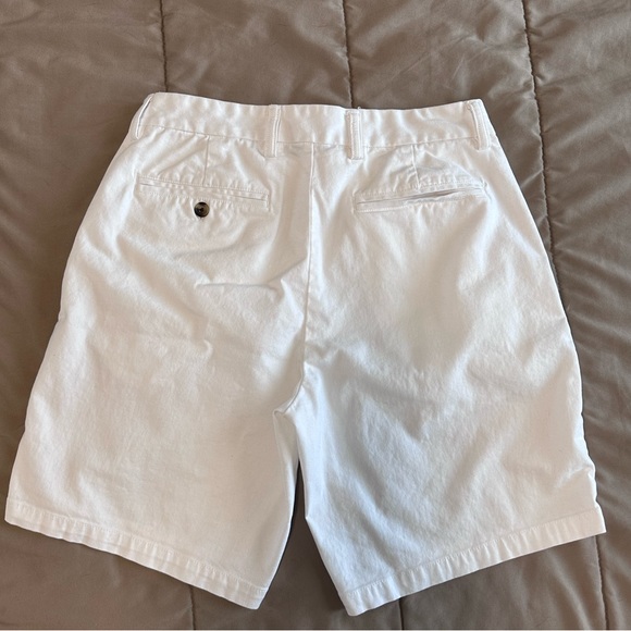 146 Men's Old Navy Slim Built-In Flex Ultimate Chino Shorts - Picture 4 of 4